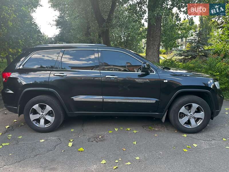 Внедорожник / Кроссовер Jeep Grand Cherokee 2012 в Киеве