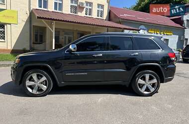 Внедорожник / Кроссовер Jeep Grand Cherokee 2016 в 