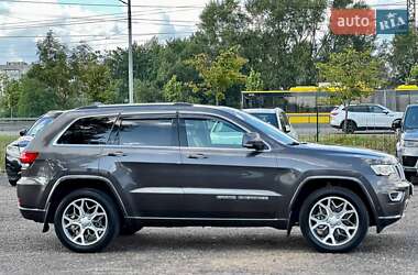 Внедорожник / Кроссовер Jeep Grand Cherokee 2021 в 