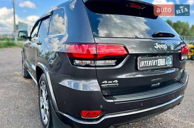 Внедорожник / Кроссовер Jeep Grand Cherokee 2021 в 