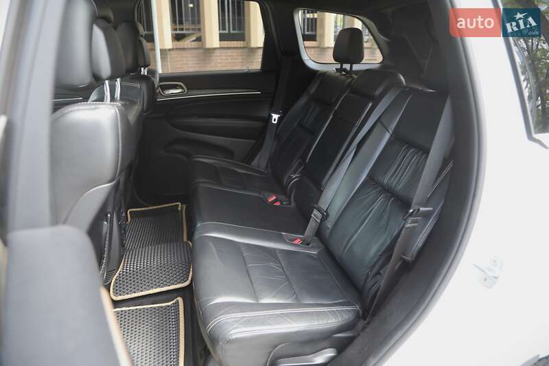 Внедорожник / Кроссовер Jeep Grand Cherokee 2013 в Харькове