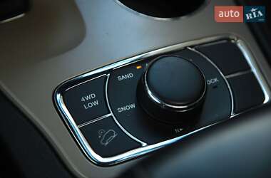 Внедорожник / Кроссовер Jeep Grand Cherokee 2013 в 