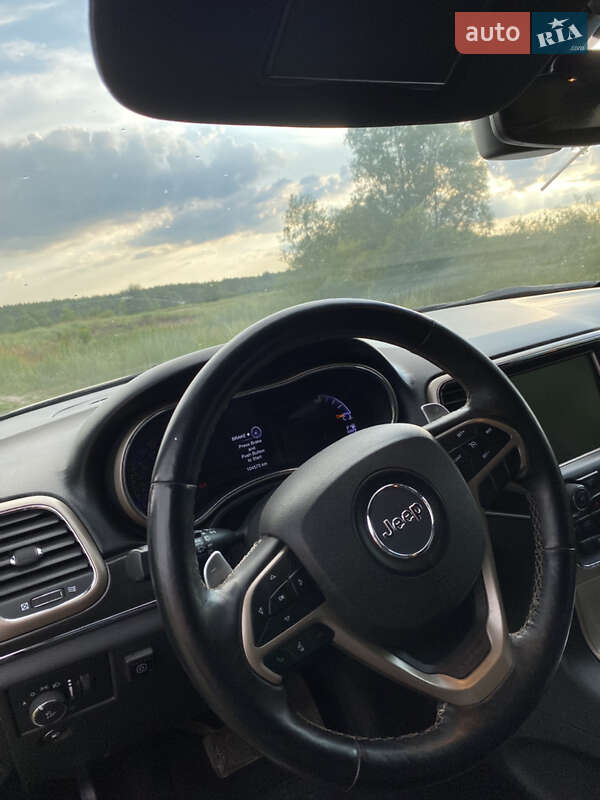 Внедорожник / Кроссовер Jeep Grand Cherokee 2017 в Ахтырке