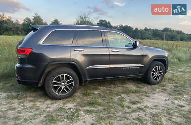 Внедорожник / Кроссовер Jeep Grand Cherokee 2017 в Ахтырке