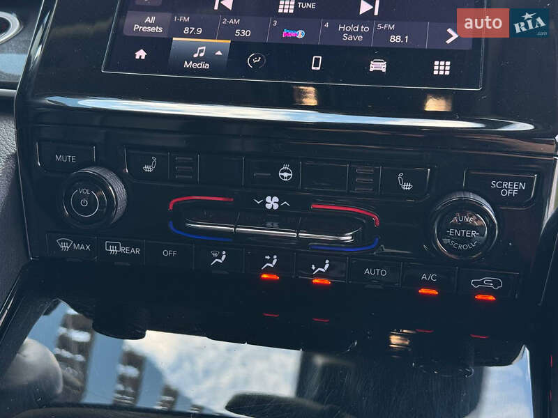 Внедорожник / Кроссовер Jeep Grand Cherokee 2022 в Киеве
