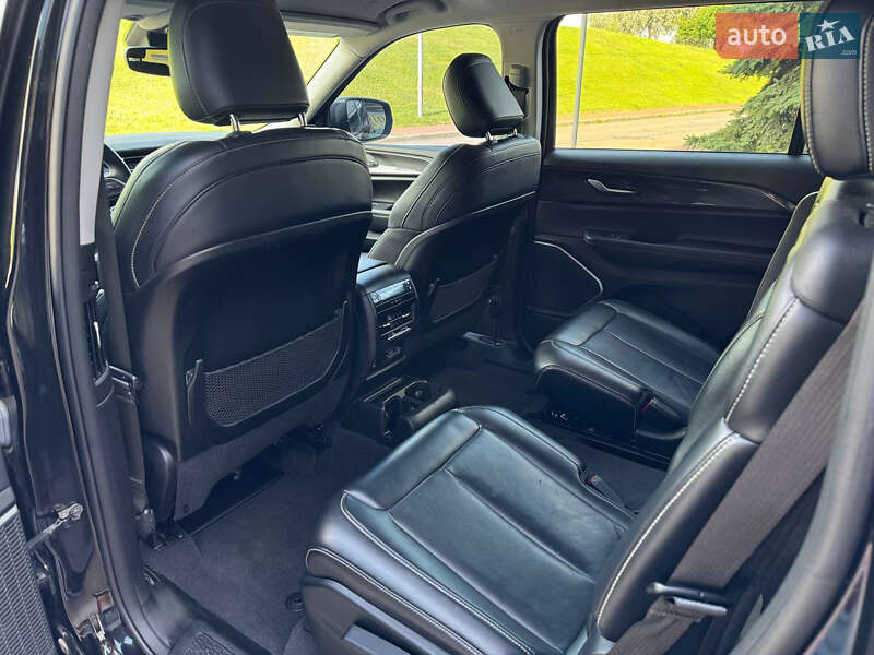 Внедорожник / Кроссовер Jeep Grand Cherokee 2022 в Киеве