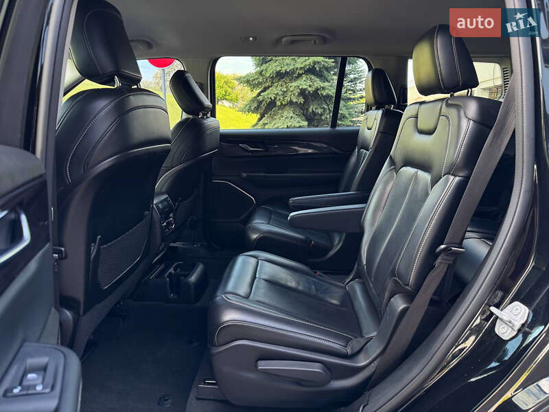 Внедорожник / Кроссовер Jeep Grand Cherokee 2022 в Киеве