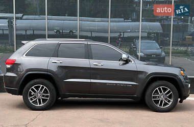 Внедорожник / Кроссовер Jeep Grand Cherokee 2018 в 
