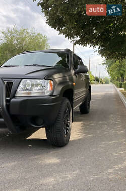 Внедорожник / Кроссовер Jeep Grand Cherokee 2003 в Новониколаевке