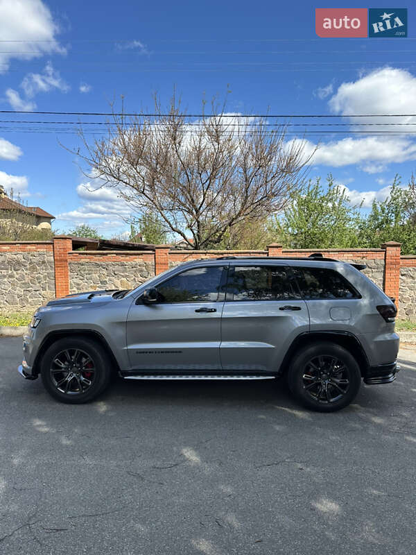 Внедорожник / Кроссовер Jeep Grand Cherokee 2015 в Киеве