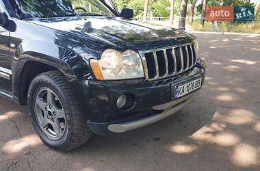 Внедорожник / Кроссовер Jeep Grand Cherokee 2006 в 