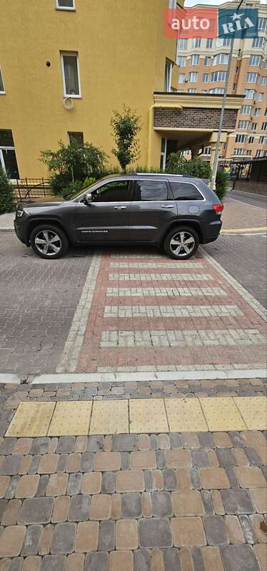 Позашляховик / Кросовер Jeep Grand Cherokee 2016 в Києві фото 12 Позашляховик / Кросовер Jeep Grand Cherokee 2016 в Києві