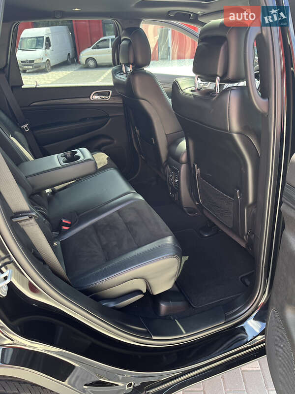 Внедорожник / Кроссовер Jeep Grand Cherokee 2020 в Львове