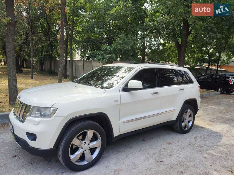 Jeep Grand Cherokee 2011