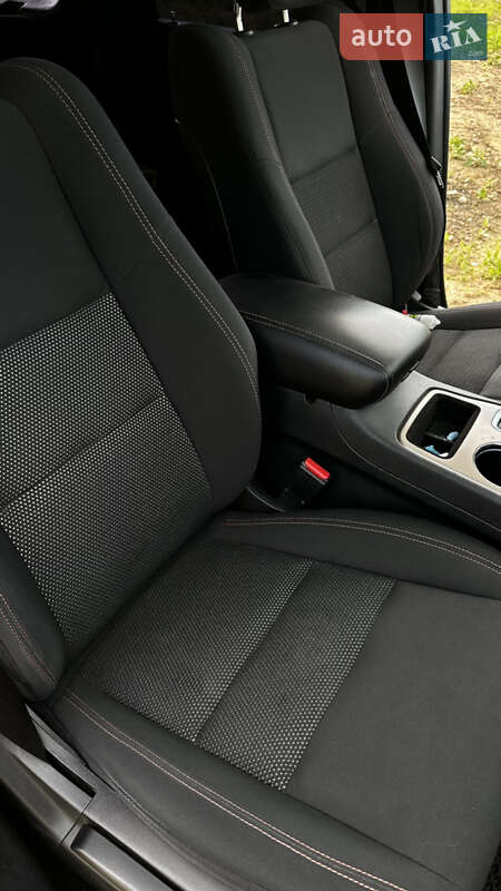 Внедорожник / Кроссовер Jeep Grand Cherokee 2016 в Ивано-Франковске