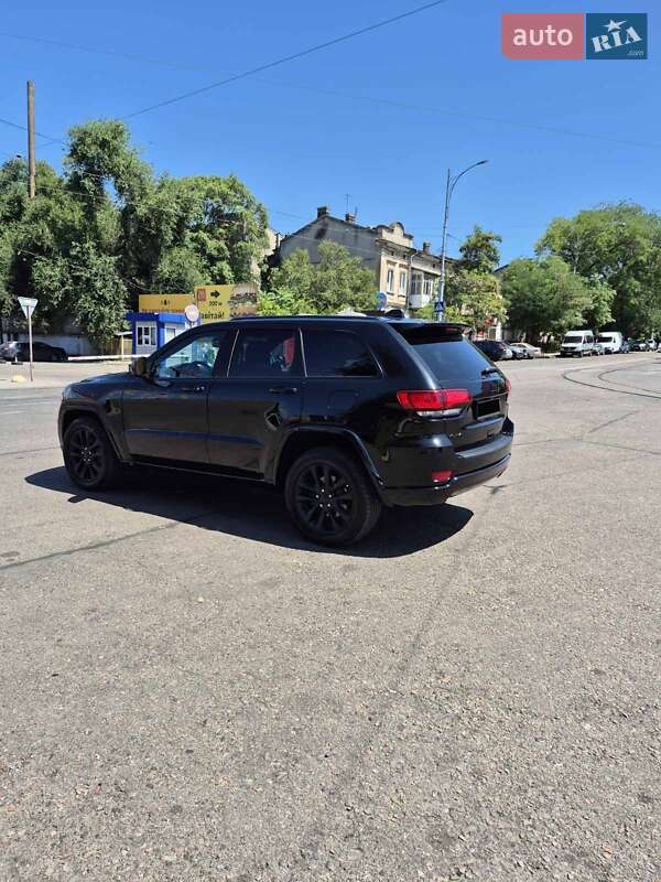 Внедорожник / Кроссовер Jeep Grand Cherokee 2018 в Одессе