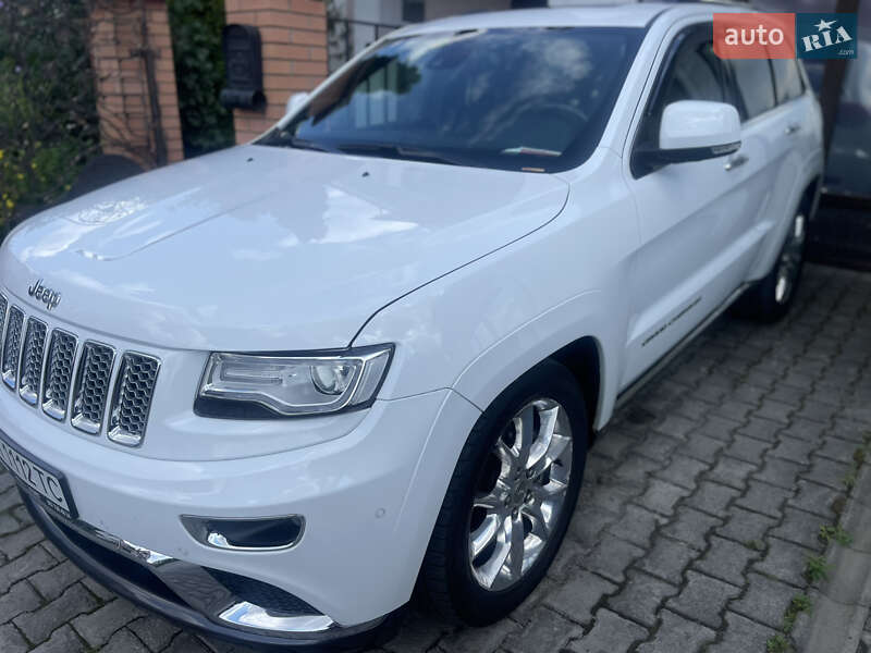 Внедорожник / Кроссовер Jeep Grand Cherokee 2014 в Киеве