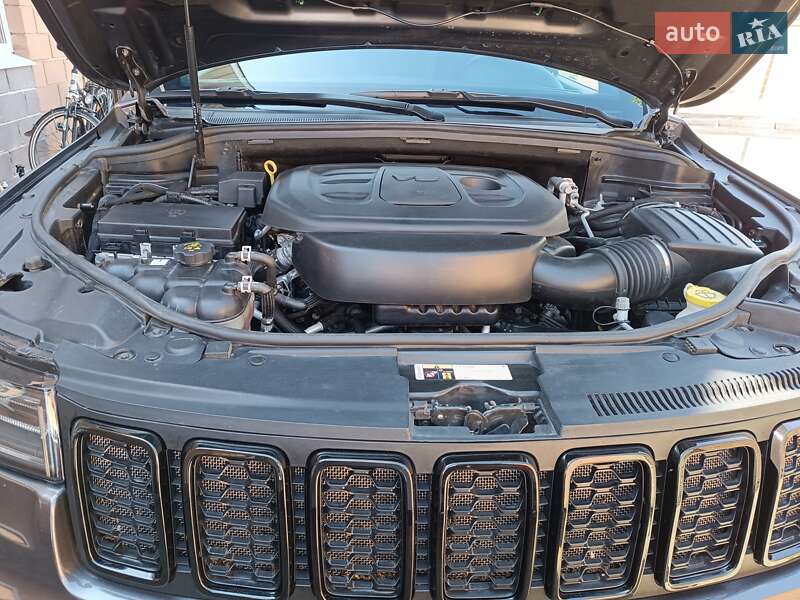 Внедорожник / Кроссовер Jeep Grand Cherokee 2020 в Лубнах
