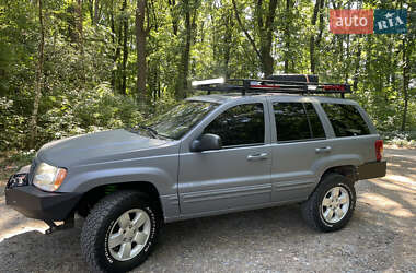 Внедорожник / Кроссовер Jeep Grand Cherokee 2001 в 