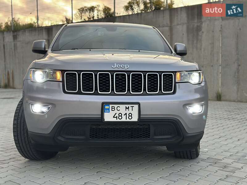 Внедорожник / Кроссовер Jeep Grand Cherokee 2017 в Львове