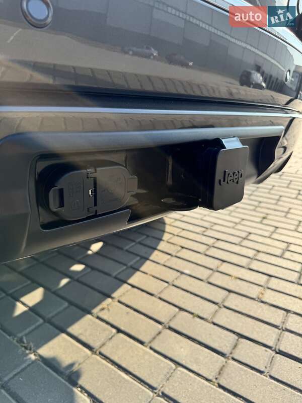 Внедорожник / Кроссовер Jeep Grand Cherokee 2018 в Ивано-Франковске