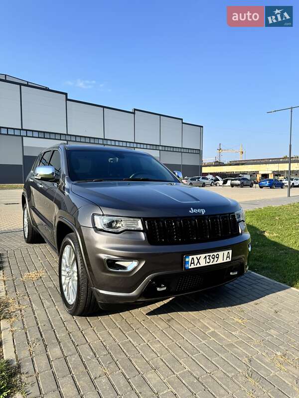 Внедорожник / Кроссовер Jeep Grand Cherokee 2018 в Ивано-Франковске