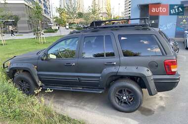 Внедорожник / Кроссовер Jeep Grand Cherokee 2001 в Киеве