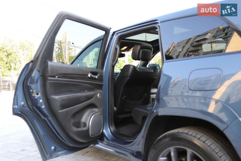 Внедорожник / Кроссовер Jeep Grand Cherokee 2020 в Дрогобыче