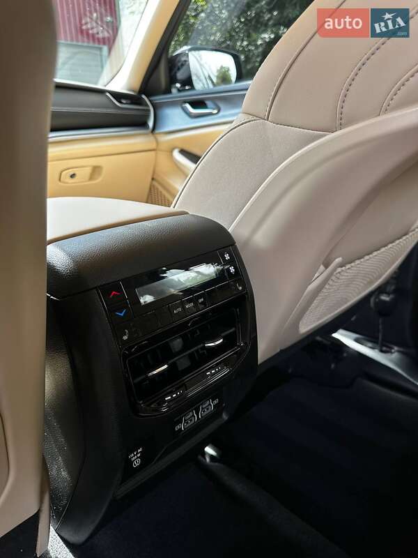 Внедорожник / Кроссовер Jeep Grand Cherokee 2022 в Харькове