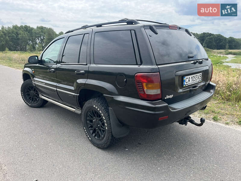 Внедорожник / Кроссовер Jeep Grand Cherokee 2004 в Каменец-Подольском