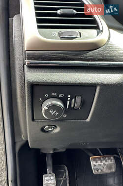 Внедорожник / Кроссовер Jeep Grand Cherokee 2014 в 