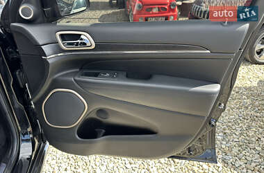 Внедорожник / Кроссовер Jeep Grand Cherokee 2014 в 