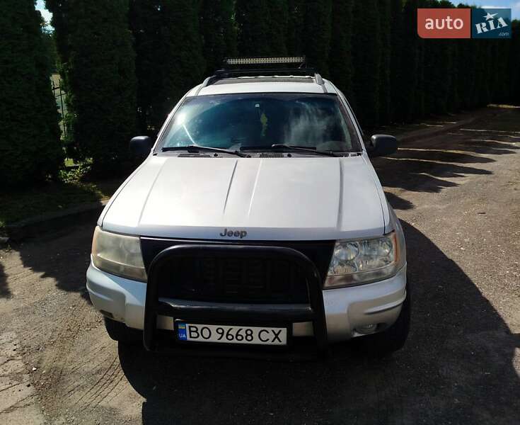 Внедорожник / Кроссовер Jeep Grand Cherokee 2003 в Тернополе