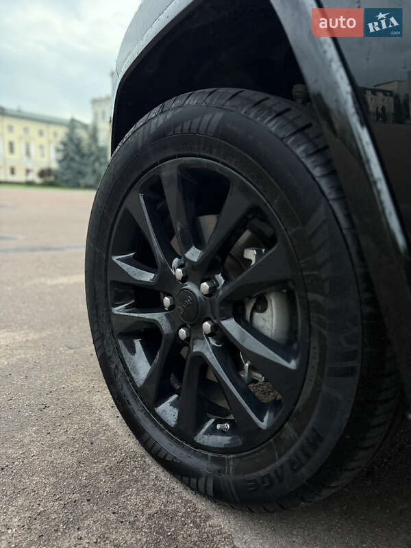 Внедорожник / Кроссовер Jeep Grand Cherokee 2022 в Хмельницком