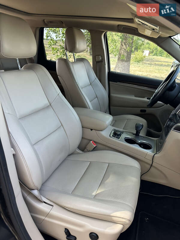 Позашляховик / Кросовер Jeep Grand Cherokee 2014 в Нікополі