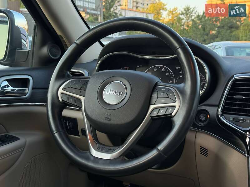Внедорожник / Кроссовер Jeep Grand Cherokee 2019 в Харькове