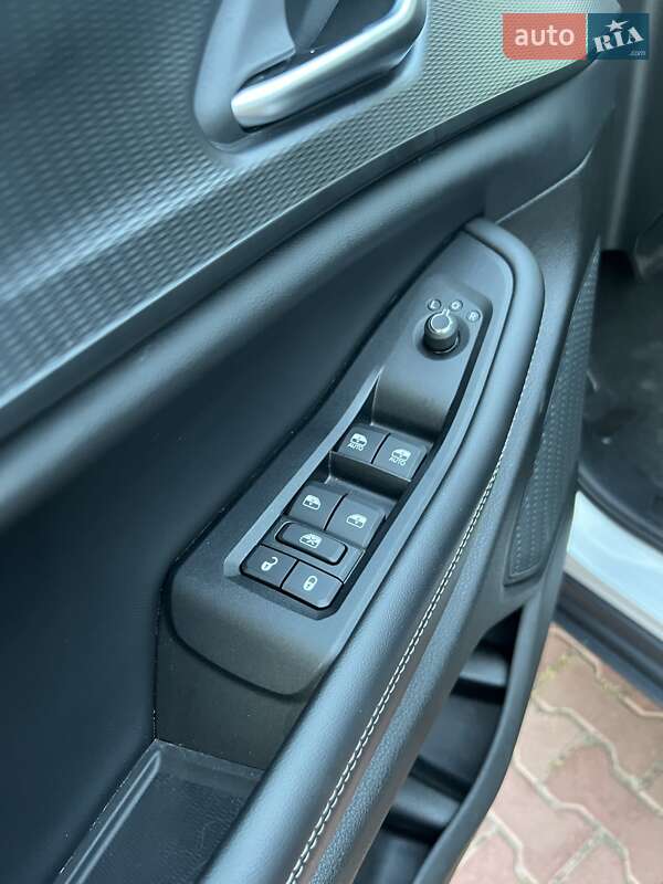 Внедорожник / Кроссовер Jeep Grand Cherokee 2023 в Харькове фото 17 Внедорожник / Кроссовер Jeep Grand Cherokee 2023 в Харькове