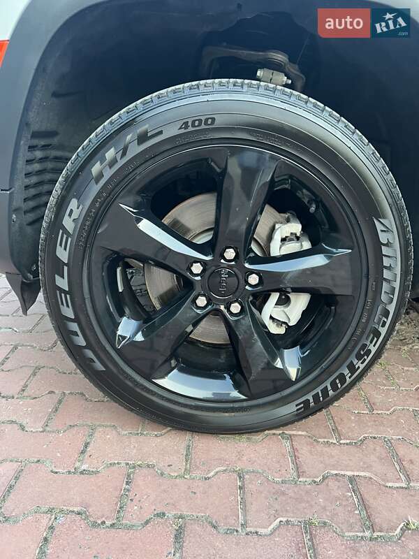 Внедорожник / Кроссовер Jeep Grand Cherokee 2023 в Харькове фото 19 Внедорожник / Кроссовер Jeep Grand Cherokee 2023 в Харькове