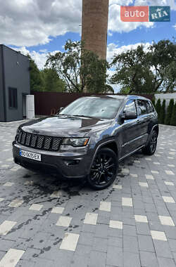 Внедорожник / Кроссовер Jeep Grand Cherokee 2017 в Бучаче