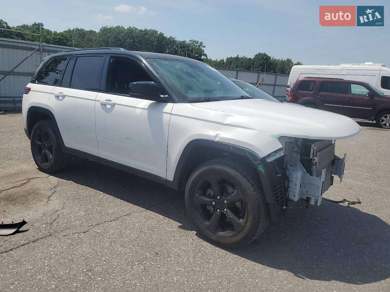 Внедорожник / Кроссовер Jeep Grand Cherokee 2022 в Киеве