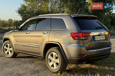 Позашляховик / Кросовер Jeep Grand Cherokee 2011 в 