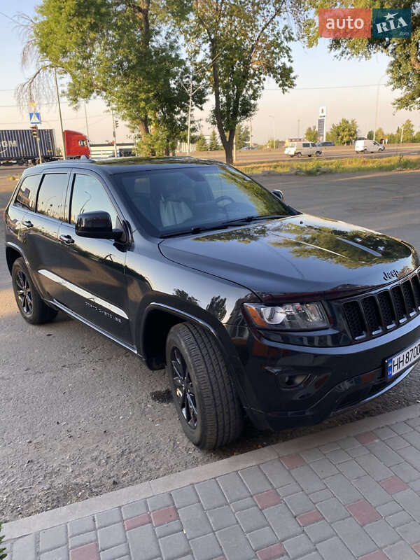 Внедорожник / Кроссовер Jeep Grand Cherokee 2014 в Одессе