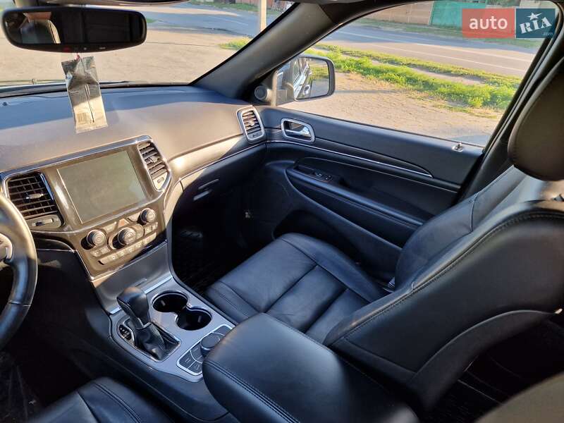 Внедорожник / Кроссовер Jeep Grand Cherokee 2022 в Харькове