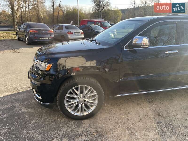 Внедорожник / Кроссовер Jeep Grand Cherokee 2018 в Киеве