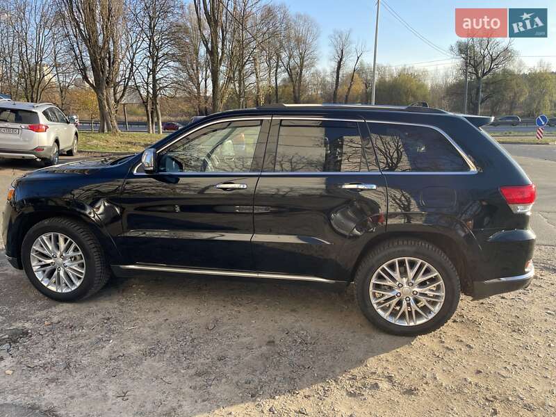 Внедорожник / Кроссовер Jeep Grand Cherokee 2018 в Киеве