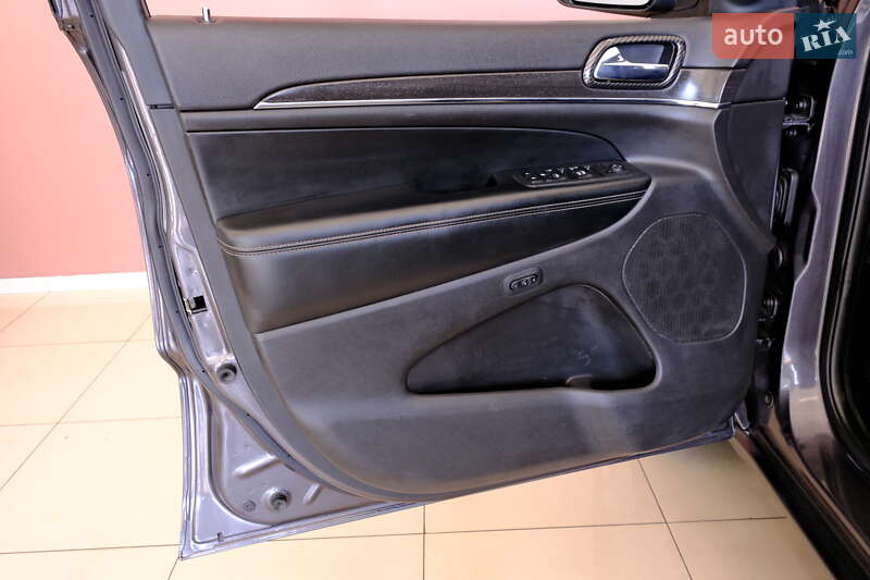 Внедорожник / Кроссовер Jeep Grand Cherokee 2017 в Одессе