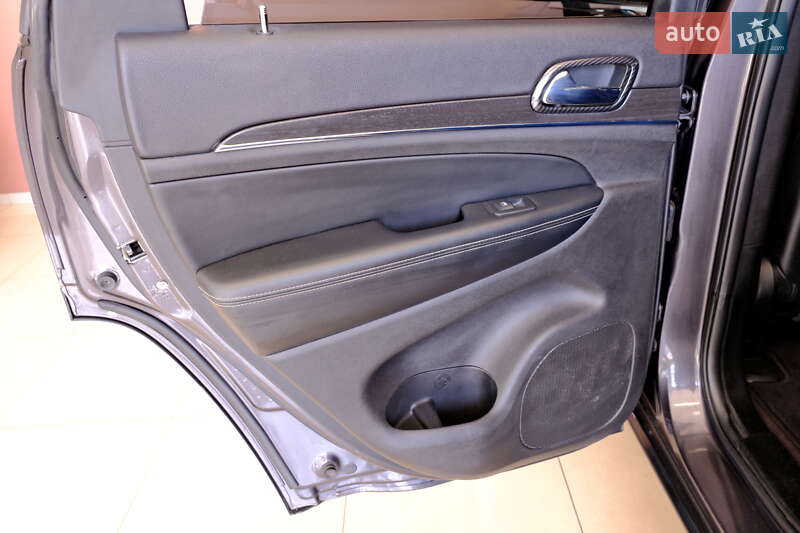 Внедорожник / Кроссовер Jeep Grand Cherokee 2017 в Одессе