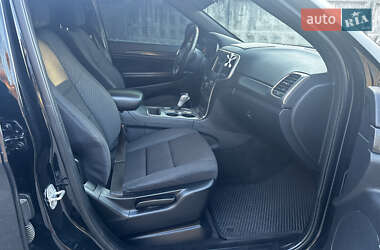 Внедорожник / Кроссовер Jeep Grand Cherokee 2018 в 
