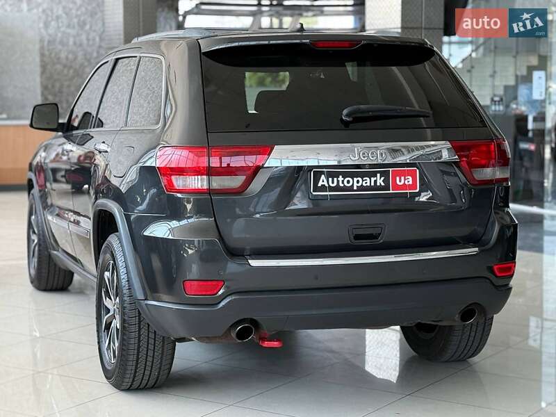 Внедорожник / Кроссовер Jeep Grand Cherokee 2011 в Одессе
