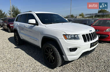 Внедорожник / Кроссовер Jeep Grand Cherokee 2015 в 